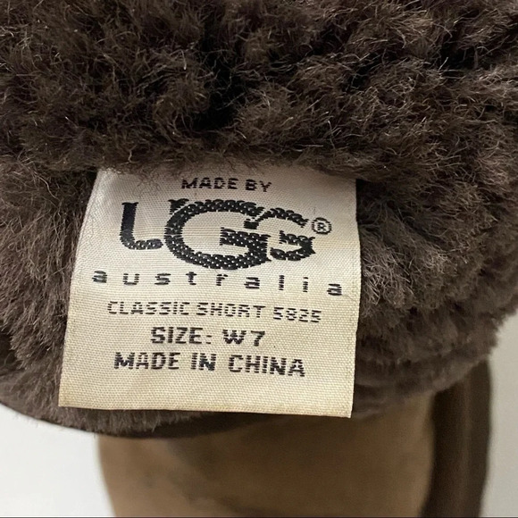 Ugg Australia Classic 5825 Boots Genuine Sheepskin Leather Upper Brown W7 - Picture 8 of 12